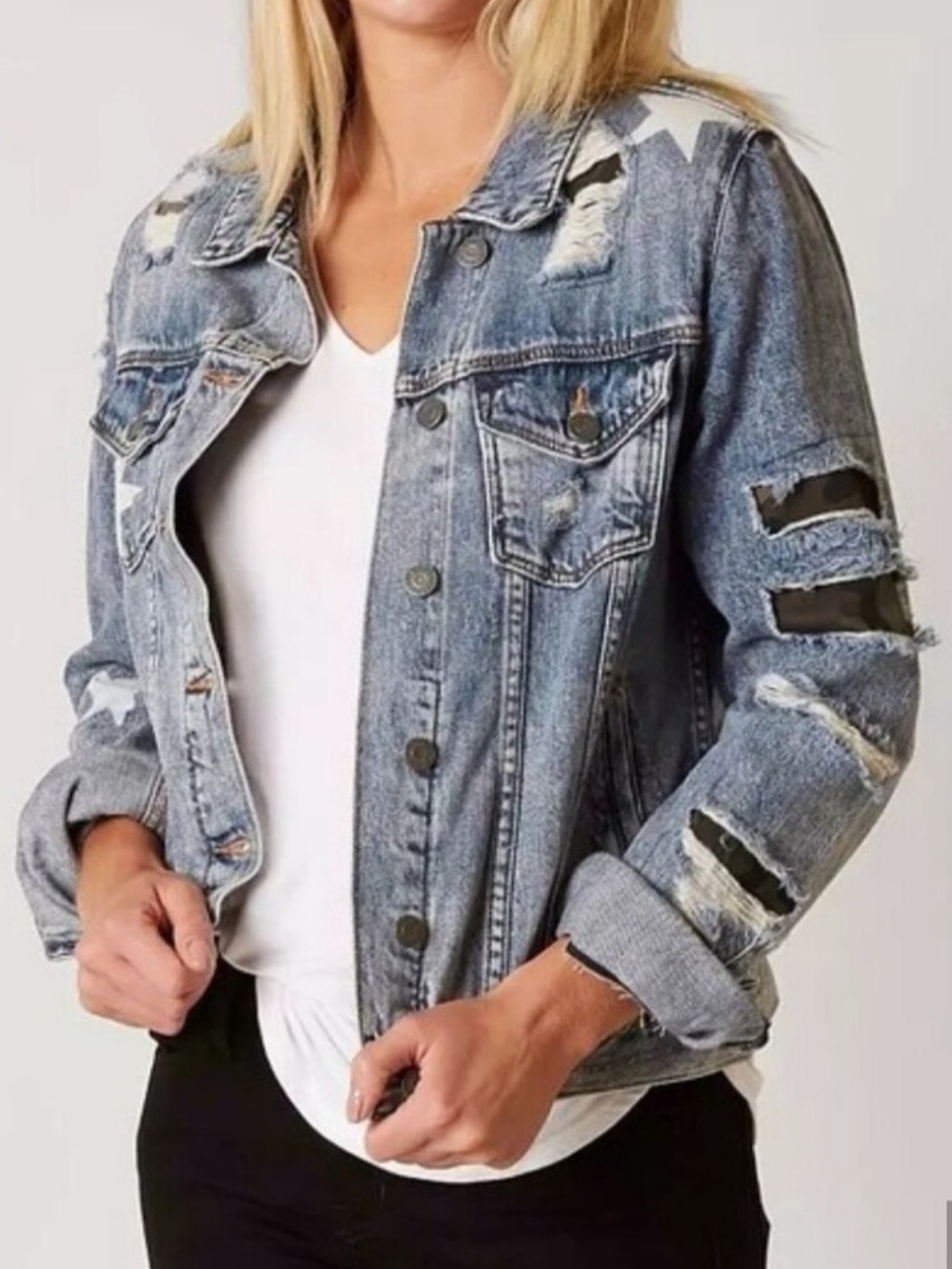 Miss Me Destructed Camo Star Denim Jacket SZ Small like new